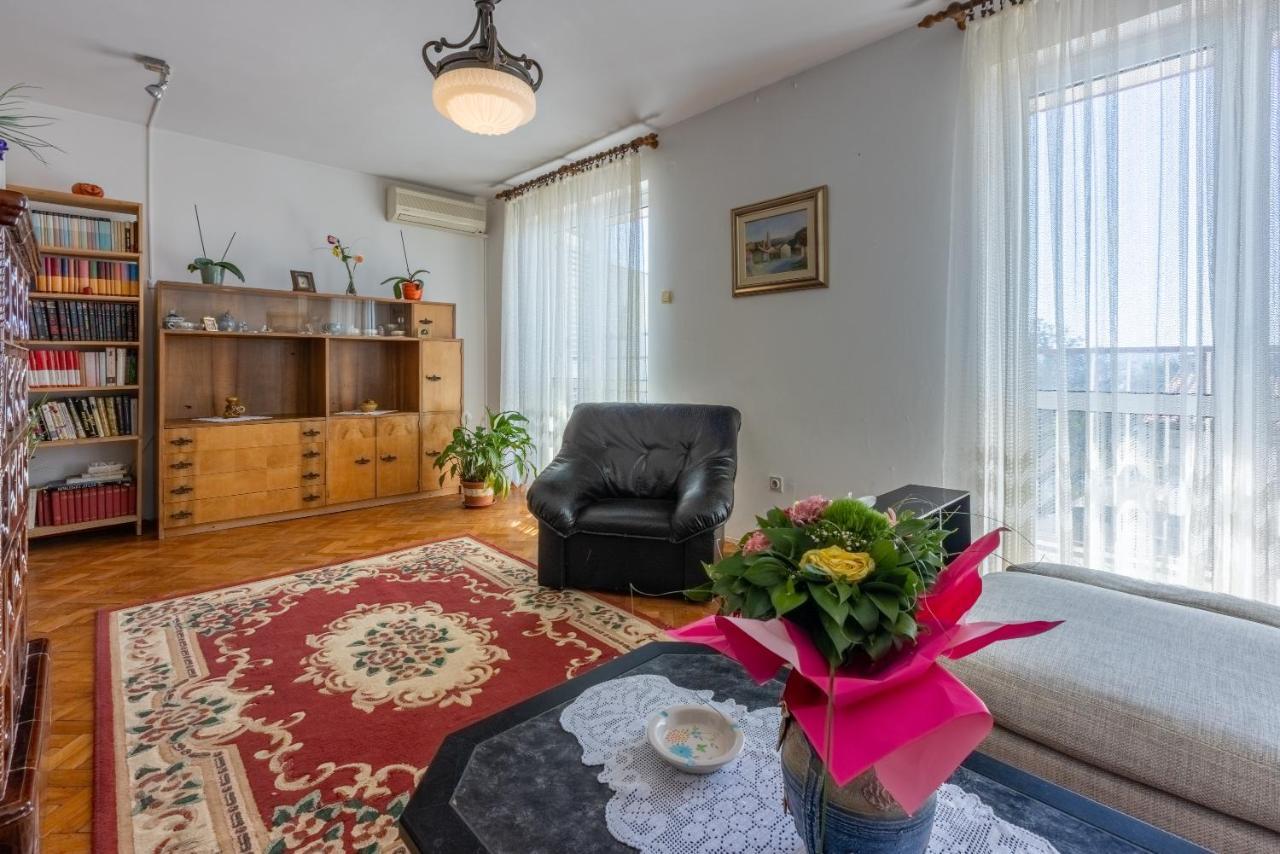 Apartment Mira "Pet Friendly" Цриквеница Экстерьер фото